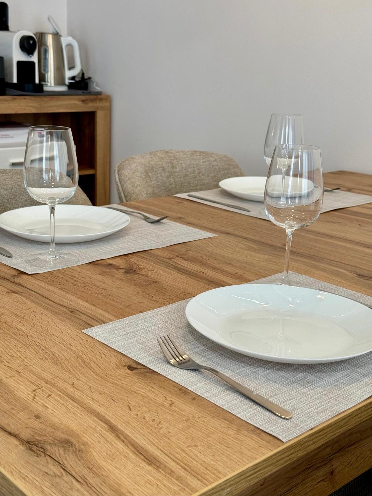 Skau Piano Family & Business Free Parking Apartment Pressburg